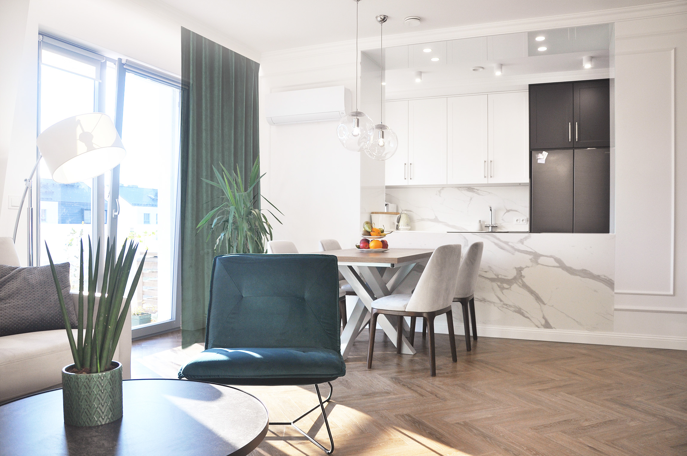 2 stołowy z kuchnią