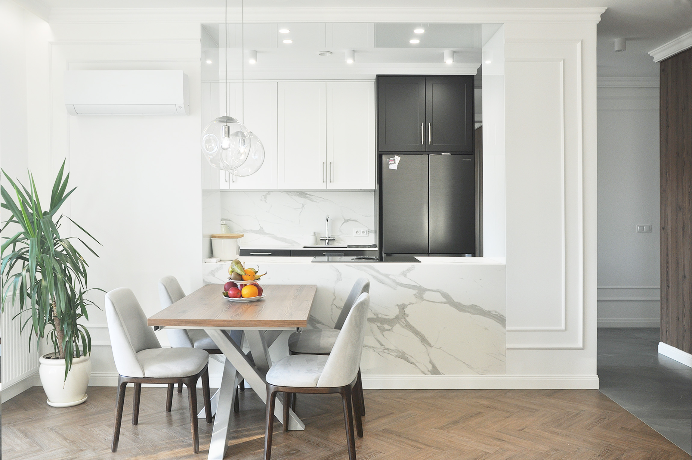 4 kuchnia z jadalnia