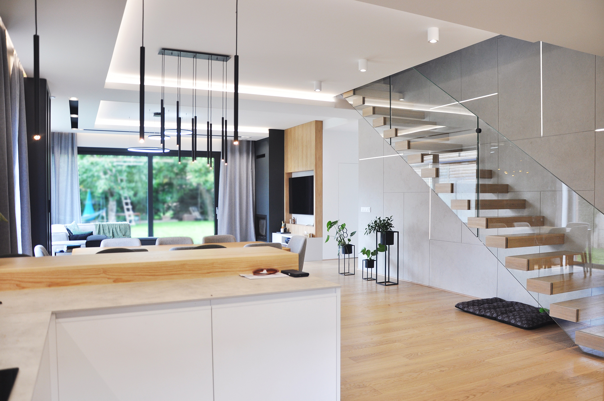 4a schody w salonie na piętro