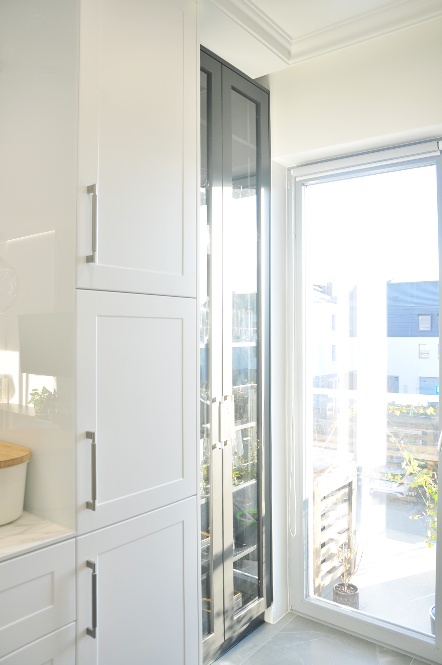 4d lodówka z drzwiami szybowymi