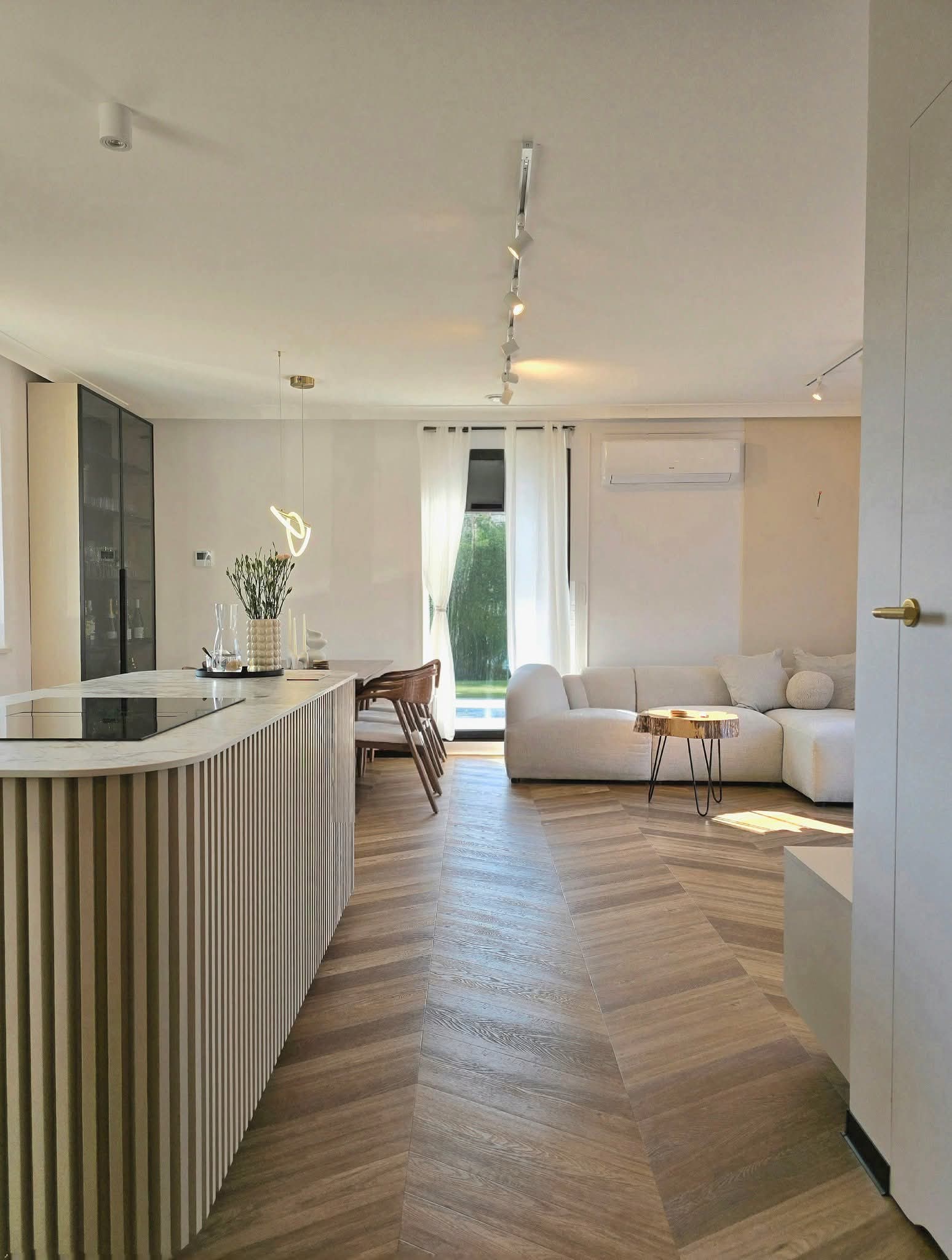 1000059688 salon z narożnikiem